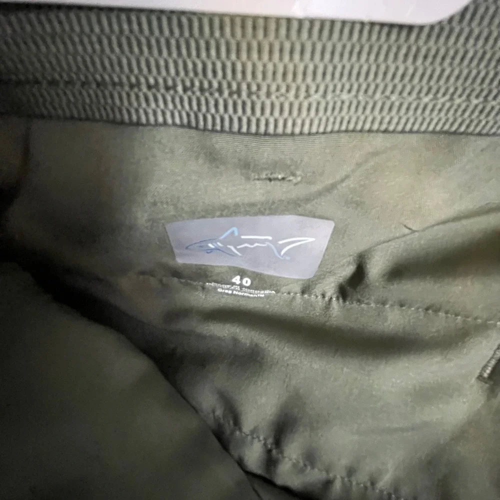 Greg Norman Stretch Short Mens 40 Green 9 Inch Inseam 4-Way‎ Stretch Golf